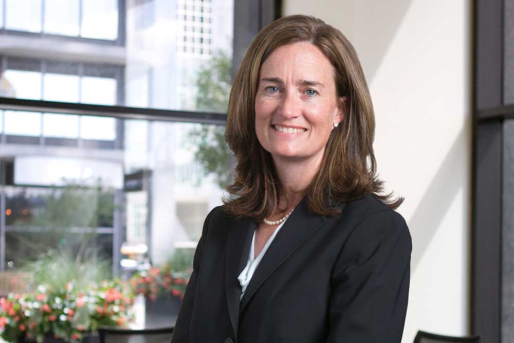 Mary Rosai, Senior Vice President, Schwab Investor Services and head of field and client experience and Schwab’s planning and portfolio group
